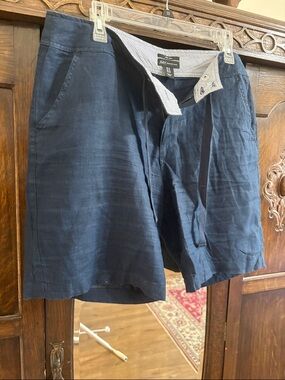 Jones New York Navy Blue Flat Front Linen-Blend Shorts